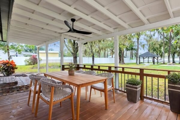 1700 Lake Downey Dr, Before After 24