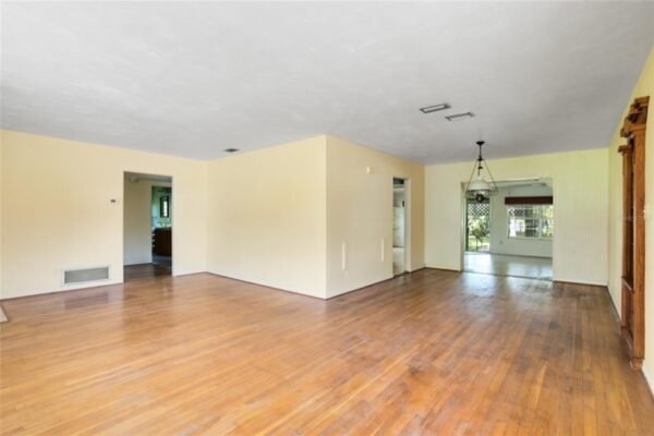 1700 Lake Downey Dr, Before After 7